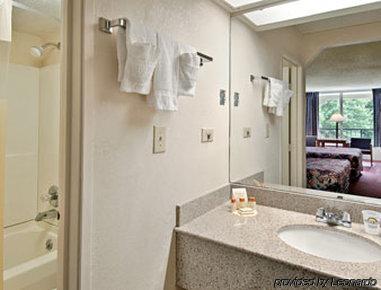 Days Inn by Wyndham Orangeburg South Ruang foto